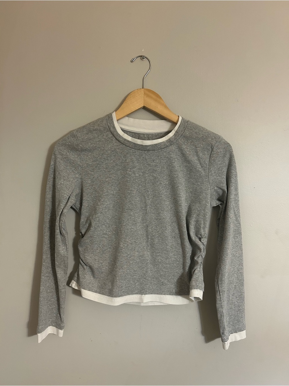 Women's Grey Long-Sleeve Layered Hem Tee
